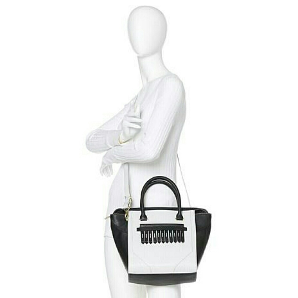 Danielle Nicole Handbag - Picture 7 of 7